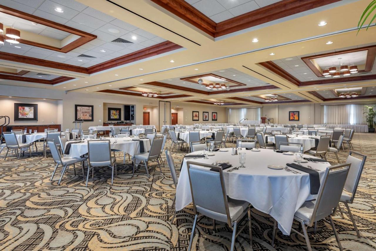Best Western Plus Oswego Hotel&Conference Center Exterior foto