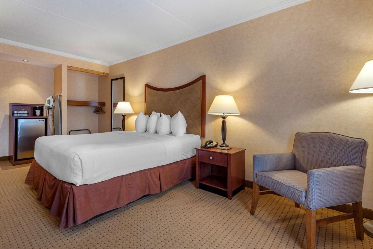 Best Western Plus Oswego Hotel&Conference Center Exterior foto