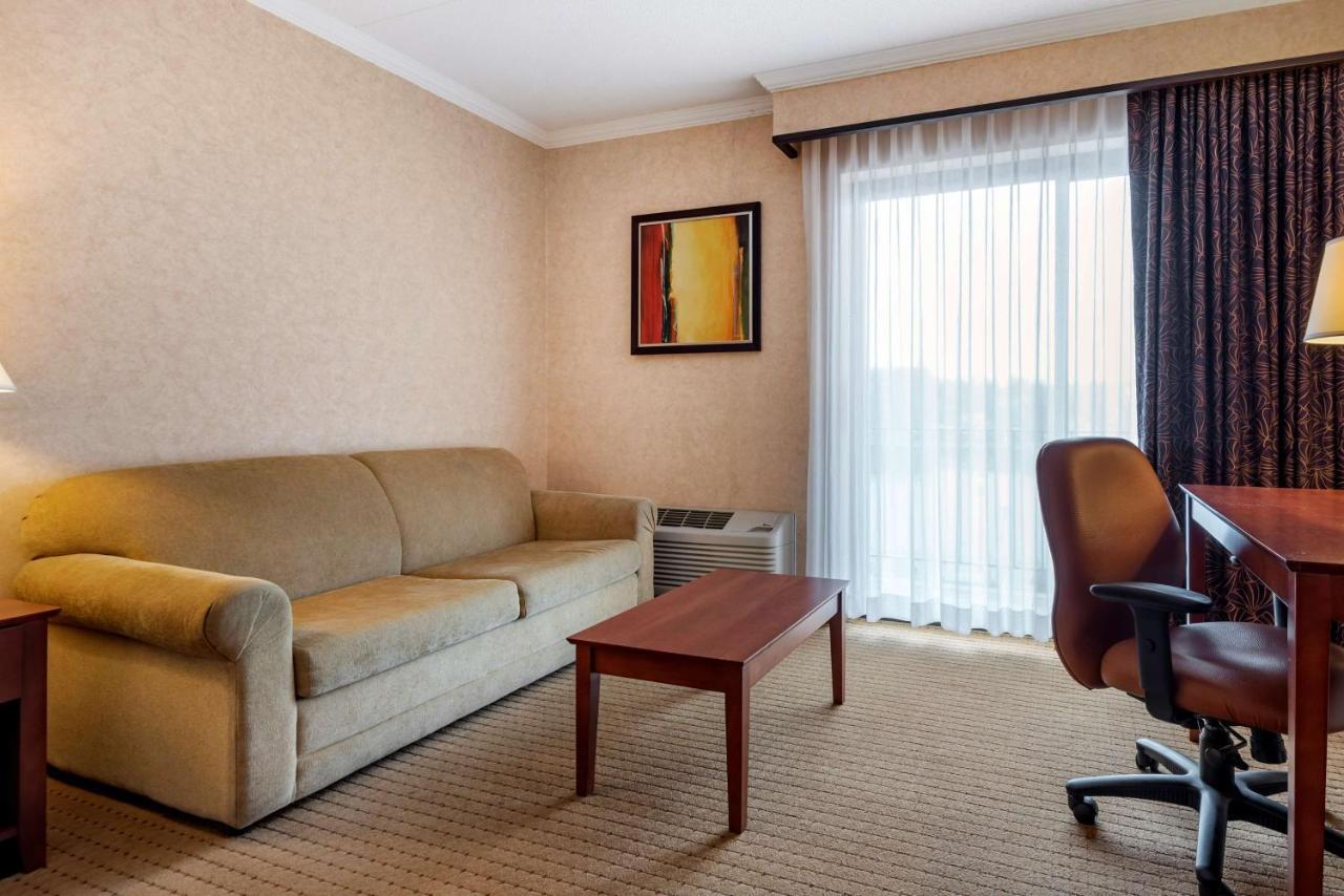 Best Western Plus Oswego Hotel&Conference Center Exterior foto